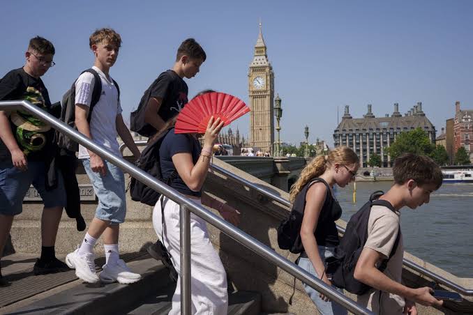 Europe's lack of preparation for the brutal heat wave this year killed an  extra 10,000 people, records show | Fortune