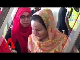 The new government has opened investigations into how billions of dollars disappeared from 1malaysia development berhad (1mdb), a state fund founded by najib. Najib Razak Charged Wife Rosmah Mansor Thanks Supporters Outside Court Youtube