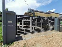 Pintu merupakan hal penting yang tidak bisa dipisahkan dalam membangun sebuah rumah. Pintu Pagar Moden Desainrumahid Com