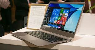 10 Kebiasaan Buruk Penyebab Laptop Cepat Rusak Terutama Baterai Dan Keyboard Info Menarik Keyboard Laptop Baterai