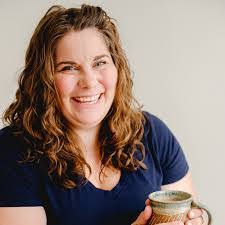 Anna Edgington's Instagram, Twitter & Facebook