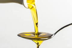 What is the best substitute for vegetable oil?