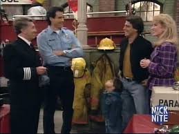 Sara azreen diberikan tugasan untuk menyelidik latar belakang. Who S The Boss S07e10 Starlight Memories Video Dailymotion