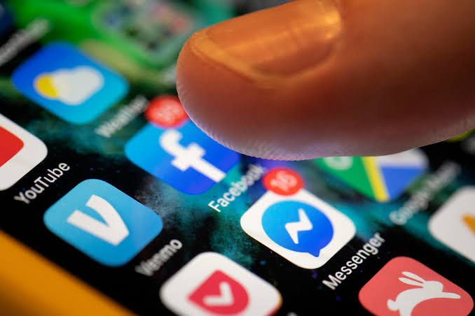 Federal judge blocks Colorado law requiring social media platforms to  provide warnings to children - Colorado Politics