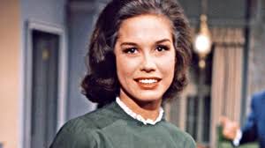 It was really a great ending for the mary tyler moore show because not only were the characters splitting up their working relationships, so. The Mary Tyler Moore Quiz Howstuffworks