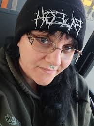 Good morning! 🖤 what are y'all rocking today?