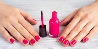 Nagellack Blitzschnell Trocknen Diesen Trick Musst Du Ausprobieren Nagellack Nagellack Auftragen Nagellack Ideen