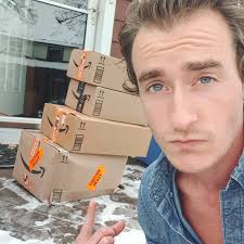 Arthur Tutt (@arthur_tutt_) • Instagram photos and videos