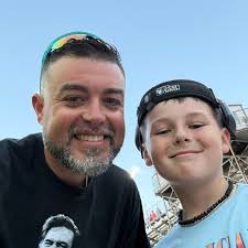 Man Cave Apartment Setup and Decoration Ideas