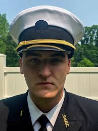 Maybin's eye makeup resembles a sign