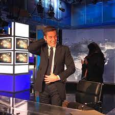 abcnews abc davidmuir abcworldnews abc 我们观摩了一场大卫 梅尔 david muir 的主持新闻节目 david muir weak in the knees muir