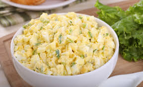 Si asa am terminat pastaile de la vecina! Salata De Oua Cu Maioneza Retete Practice