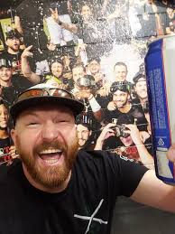 Just random pics from a couple years. If y'all are feeling like your life  isn't fooking awesome. That thing in your hand... Open your photos and just  look at all the fun