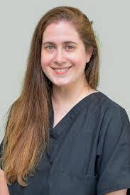 Erin Breen's Instagram, Twitter & Facebook