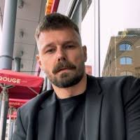 70+ perfiles de «Olczyk»