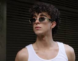 Bauti Projects :: Photos, videos, logos, illustrations and branding ::  Behance