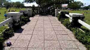 Explore qnr's photos on flickr. Selena Quintanilla Gravesite In Corpus Christi Texas Youtube