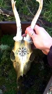 Deep Earthy Moody. That’s what we call this Viking color combo done with  our earth toned wood stains. Beautiful.