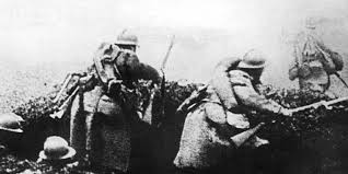 Hausse de la production manufacturière entre 1913 et 1928. De La Guerre De Mouvement A La Guerre De Positions Le Point
