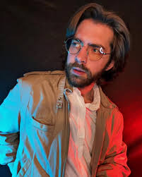 Meet the Parkers🕷️🕸️ • I was actually SO excited to see this design of  Peter Parker! Like many, as a kid I was able to see myself in the character  and I