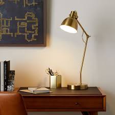 The design is contemporary and minimalist, while remaining eye catching. Adjustable Metal Task Lamp