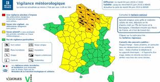 42 départements en vigilance orange. Rafales De Vent Et Grele Le Departement De L Yonne En Vigilance Orange Orages Jusqu A 22 Heures Ce Mardi Auxerre 89000