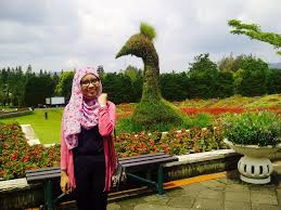 Memilih tempat wisata dekat stasiun sangatlah menguntungkan, karena selain lebih ngirit kita bisa liburan yang berkualitas tanpa memakan waktu lama di jalan, dan pilihannya di bogor, karena disini kita bisa menemukan banyak tempat wisata bogor yang mudah dijangkau oleh kendaraan umum. Tempat Wisata Di Bogor Dekat Stasiun Tempat Wisata Indonesia