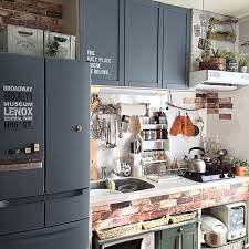 kitchen キッチン フェイクグリーン 模様替え 流木 いなざうるす屋さん レンジフード上 いつもいいねやコメありがとうございます インスタ rkmama45のインテリア実例 roomclip ルームクリップ idei dlya doma dom dlya doma