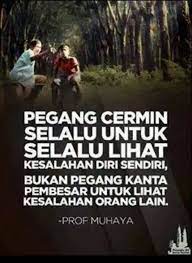 Jika ada seseorang yang meledekmu jelek, santai saja. Kata Bijak Cermin Diri Cikimm Com