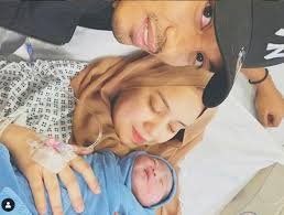 Matches of izham tarmizi roslan. Hanya Senafas Sebut Simple Nama Iris Pilihan Mia Ahmad Suami Buat Puterinya Pa Ma