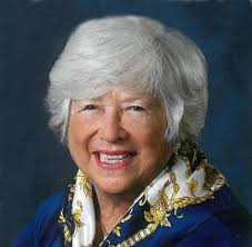 Elfriede Davis Obituary (2015)