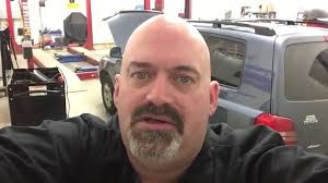 Mi guagua toyota sienna 2006 encendio un carro y una llave adentro palpadeando en rojo y no quiere apagar. Toyota P0420 P0430 Toyota Highlander Cat Efficiency Codes Youtube