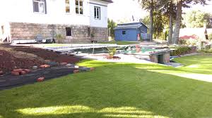 Entsorgung Des Erdaushubs Und Anlegen Des Neuen Rasen An Der Pool Aussenanlage In Den Letzten Blogeintragen Habe Ich Den Bau D Pool Terrasse Pool Aussenanlagen