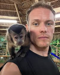 Unforgettable ice land family escape