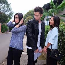 Seperti diketahui, stefan william dan natasha wilona sempat berpacaran selama dua tahun lebih sebelum aktor 27 tahun itu resmi menikah dengan celine evangelista pada 2016 silam. Stefan William Cetak Banyak Duit Dari 4 Sumber Ini