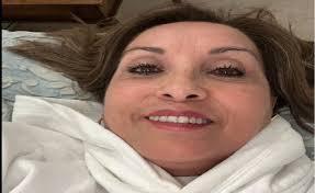 Escritores se pronuncian por crisis política