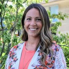 Tara Thurman's Instagram, Twitter & Facebook