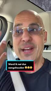 Moet ik dus net aangehouden door de politie omdat ik met mijn elektrische  auto zoef door het oranje schoot 🤪🤪🤣 en zo modern als ik ben had ik geen  rijbewijs bij mij #stoplicht #aangehouden #rijbewijs ...