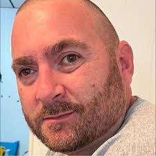 Ray Marmolejo's Instagram, Twitter & Facebook