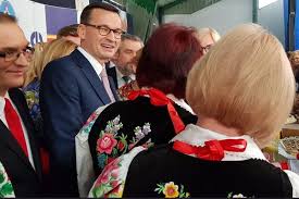 Maybe you would like to learn more about one of these? Premier Morawiecki Na Ogolnopolskim Dniu Soltysa Bruce Lee Nie Dalby Rady Polskiemu Chlopu