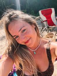 What's Spring without a visit to @kohlerwi's new Flora Fields?🤗💐  #florafieldskohler