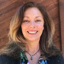 Kelly Troxel's Instagram, Twitter & Facebook