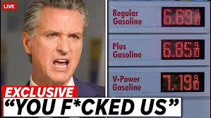 PC490HRD-11. One machine. Versatility for every demolition site.