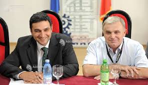 Avocatul mihail vlasov (76 de ani), fost presedinte al camerei de comert si industrie a romaniei, este infectat cu noul coronavirus si a fost internat la spitalul de pneumoftiziologie din iasi. Iasi Reuniune De Afaceri Camera De Comert Si Industrie Iasi Agerpres ActualizeazÄ Lumea