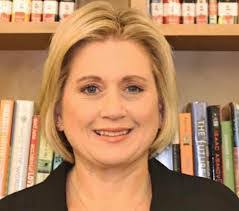 Kristin Hubley's Instagram, Twitter & Facebook