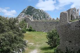 Check spelling or type a new query. Le Pays Cathare D Un Chateau A L Autre