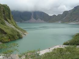 Mount pinatubo shows early signs of activity in april 1991. Mount Pinatubo 20 Years After The Blast The New York Times
