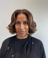 Happy Cyber Monday! Enjoy $5 off your service when you book your  appointment online today! Happy holidays 🔔