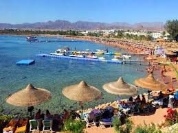 شرم الشيخ هي مدينة سياحية مصرية، تقع عند ملتقى خليجي العقبة والسويس على ساحل البحر الأحمر.تبلغ مساحتها 480 كم، ويصل عدد سكانها إلى 35 ألف نسمة، وتعد أكبر مدن محافظة جنوب سيناء. Ø¨Ø§Ù„ØµÙˆØ± Ø£Ø¬Ù…Ù„ Ø§Ù„ØªØ¬Ø§Ø±Ø¨ Ø§Ù„Ø³ÙŠØ§Ø­ÙŠØ© ÙÙŠ Ø®Ù„ÙŠØ¬ Ù†Ø¹Ù…Ø© Ø´Ø±Ù… Ø§Ù„Ø´ÙŠØ® ÙÙŠ Ù…ØµØ± Ø³ÙØ§Ø±ÙŠ Ù†Øª