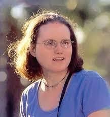 Peggy Annis's Instagram, Twitter & Facebook